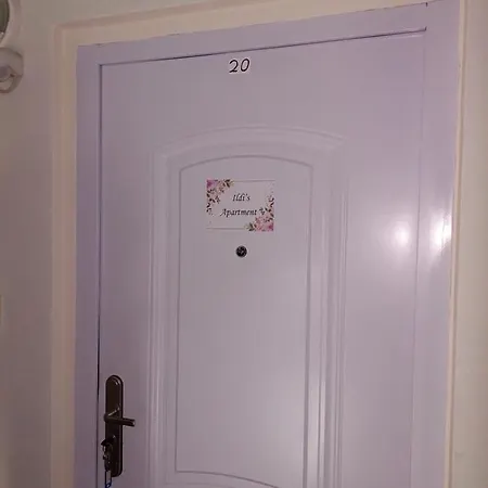 Lägenhet Ildi's Pécs